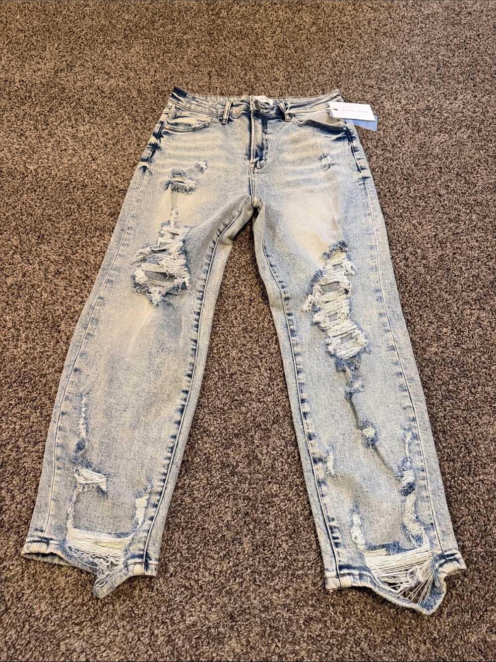 NWT Risen Distressed High Rise Crop Straight Jeans. Junior Size 11/30